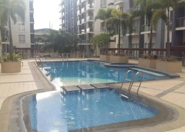 Golden Palm At One Palm Tree Apartment